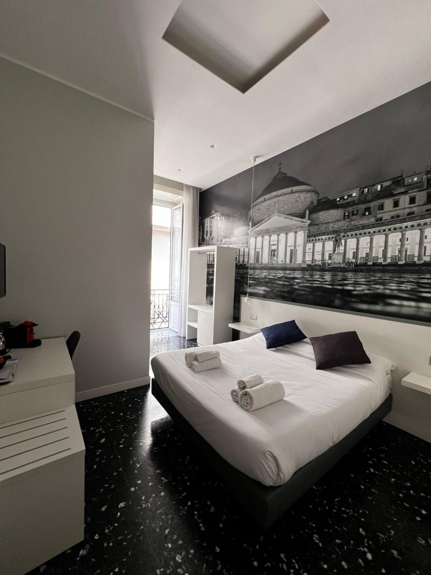 Double Room,1645698929:JPEG